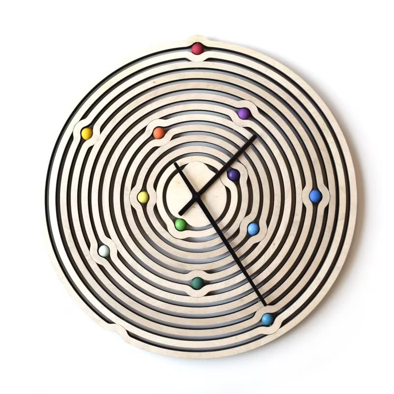 Abacus - 由鐳射切割幾何零件組成的手工木製掛鍾