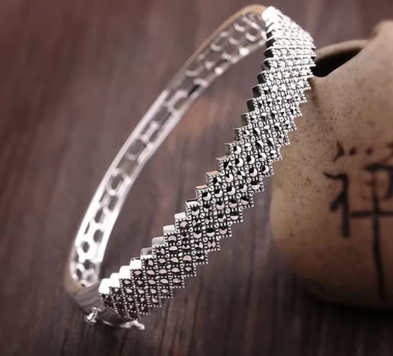 Mysterious Shinning Marcasite Jewelry Ring for Women Simple Fashion Hollow Rings