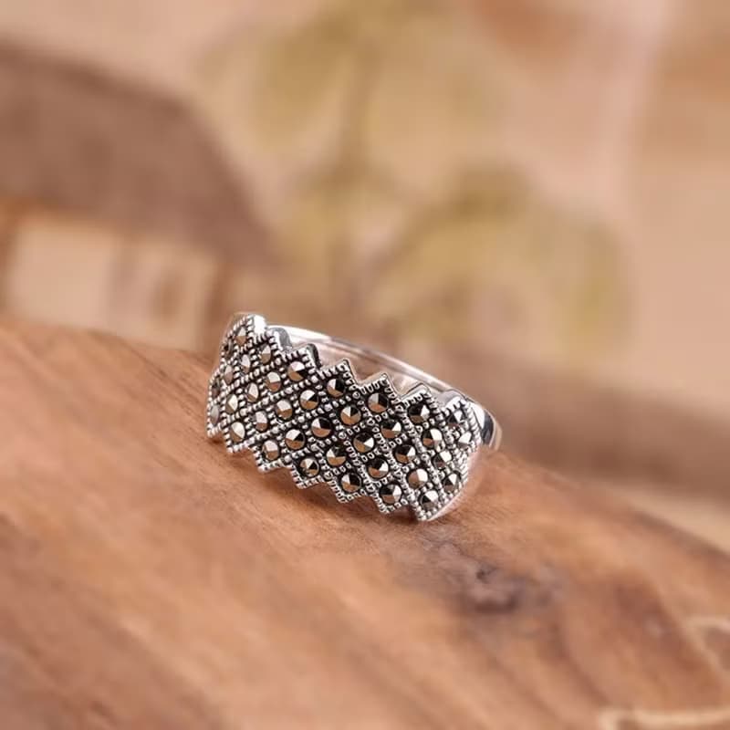 Mysterious Shinning Marcasite Jewelry Ring for Women Simple Fashion Hollow Rings
