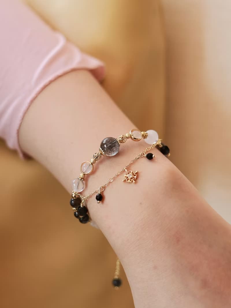 黑曼陀羅。滿絲黑髮晶 月光石 黑太陽石 14K包金 水晶礦石手鍊