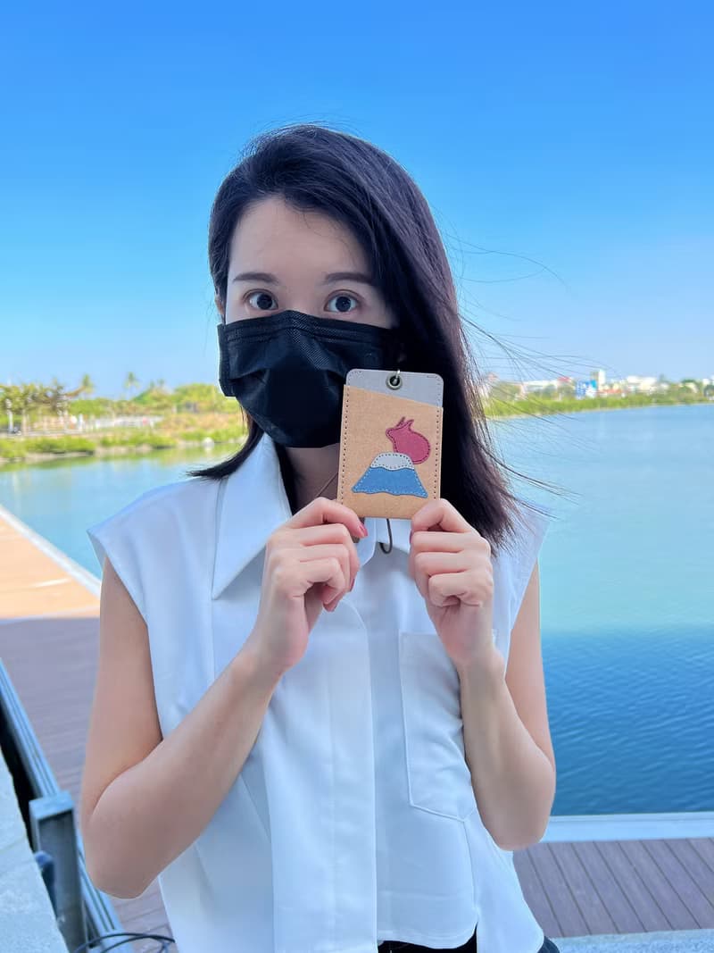 兔年 質感證件套 悠遊卡套-富士兔