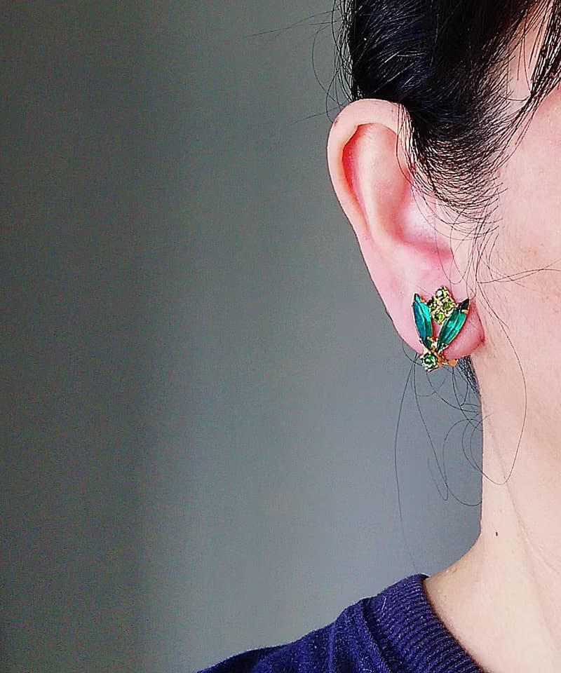 vintage jewelry 典雅貴氣祖母綠萊茵石 夾式耳環