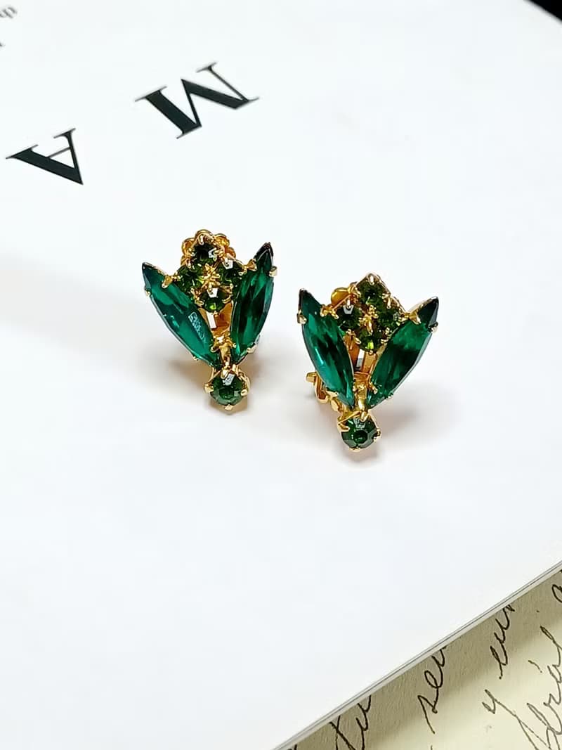 vintage jewelry 典雅貴氣祖母綠萊茵石 夾式耳環