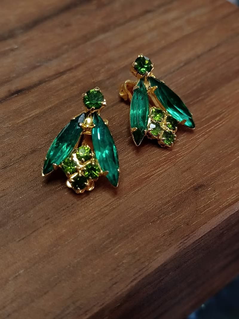 vintage jewelry 典雅貴氣祖母綠萊茵石 夾式耳環