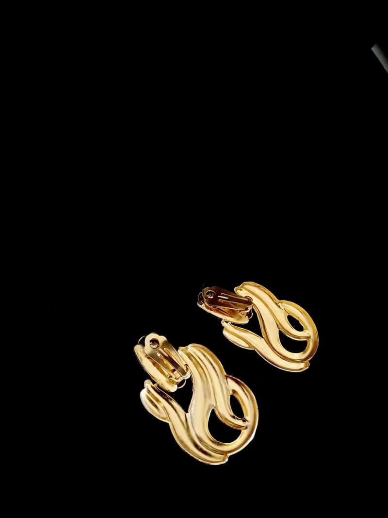 vintage jewelry  古董金色垂墜流金夾式耳環