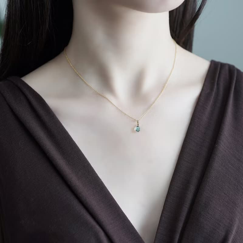 天然稀少・ブルージルコンのドロップネックレス　蒼天