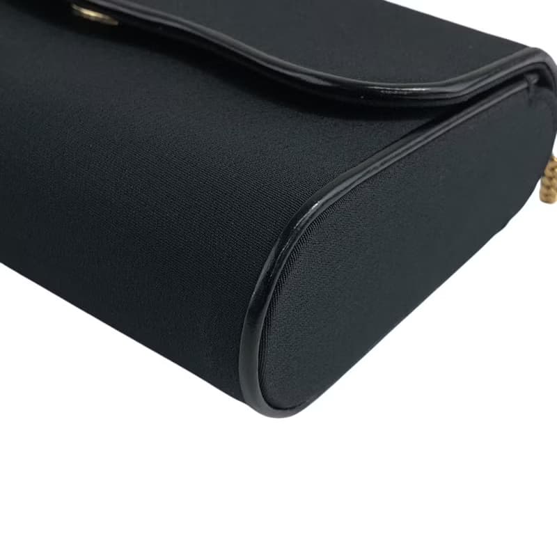 【 日本直送　名牌中古包 】GUCCI グッチ ショルダーバッグ ブラック インターロッキング ナイロン チェーン vintage ヴィンテージ c5t5sp