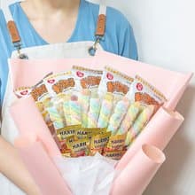 小朋友生日零食花束 (動物餅乾/小熊軟糖/QQ軟糖+麻花捲棉花糖串)