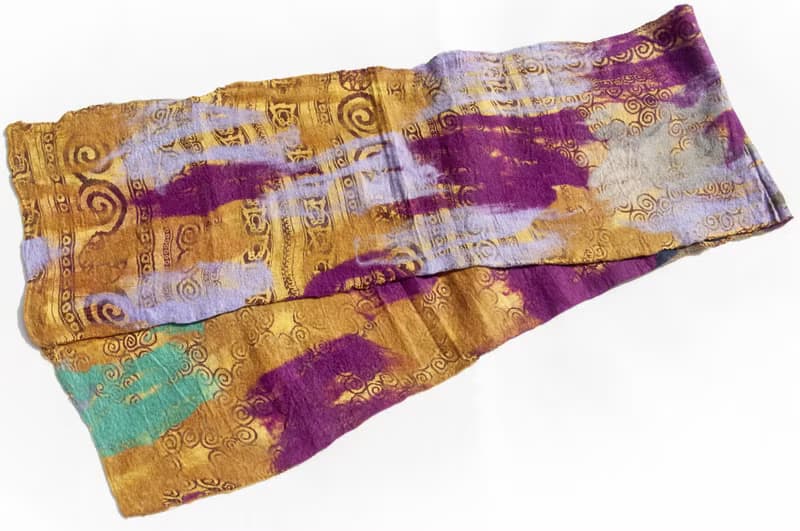 羊毛氈絲巾/濕氈絲巾/水彩藝術感圍巾/羊毛漸層感絲巾-薑黃葡萄紫