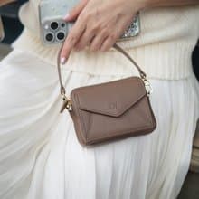 Valen (Warmtaupe) : Mini wallet, short wallet, cow leather, Brown, Zip pouch