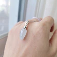 【親翠】天然翡翠 白冰水路色花玉蘭花925純銀鎖骨鏈