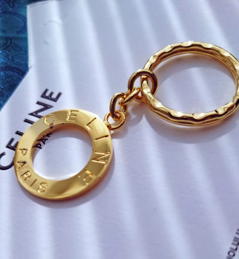 全新帶盒 CELINE 小金環 包包掛飾掛件 車匙圈鎖匙扣鑰匙扣鑰匙圈