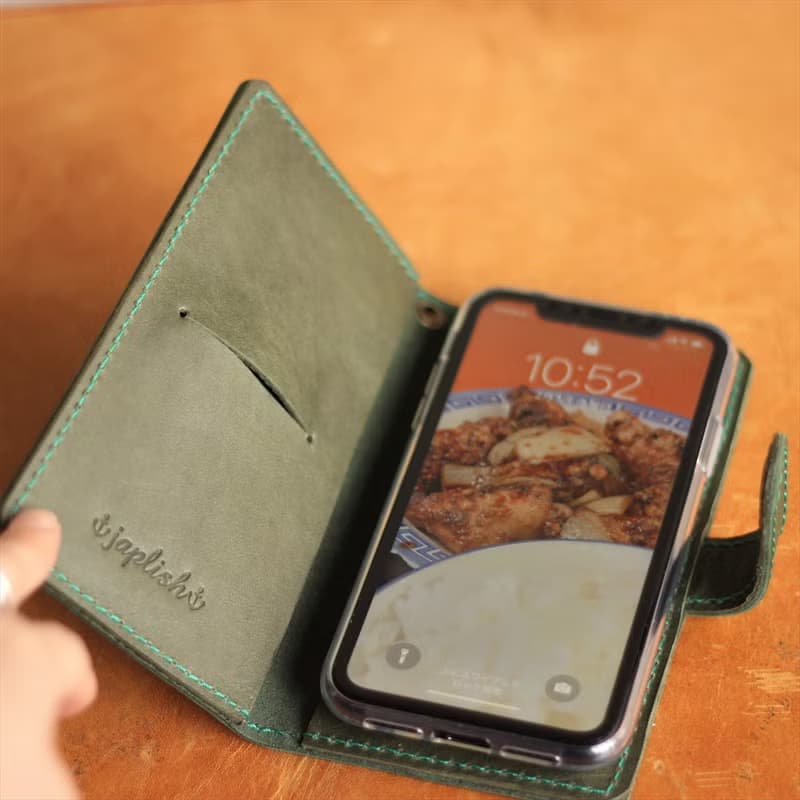 iPhone機種から選ぶ手帳型カバー / 全機種対応 / ネーム可能 / 日本製 / sb-15 【カスタム可能なギフト】