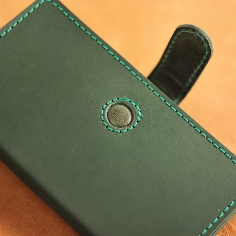 iPhone機種から選ぶ手帳型カバー / 全機種対応 / ネーム可能 / 日本製 / sb-15 【カスタム可能なギフト】