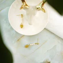 【福利品】松果白珍珠輕耳飾