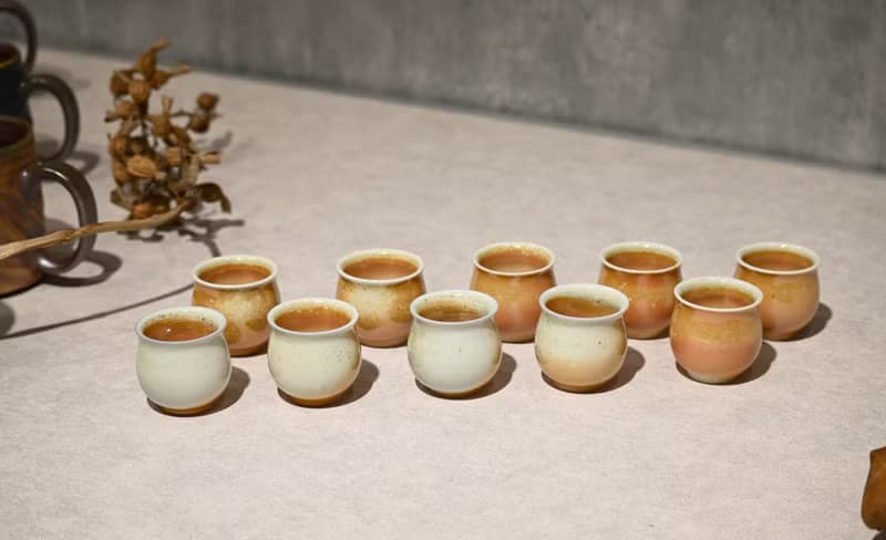 | 30cc | 純瓷茶杯 茶席茶杯 柴燒茶杯 瓷杯【臻麟陶藝】