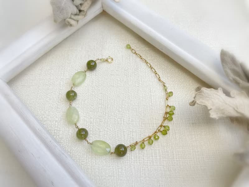 //葡萄石翠榴石橄欖石半鏈手鍊// 14KGF 天然石水晶手作 防過敏