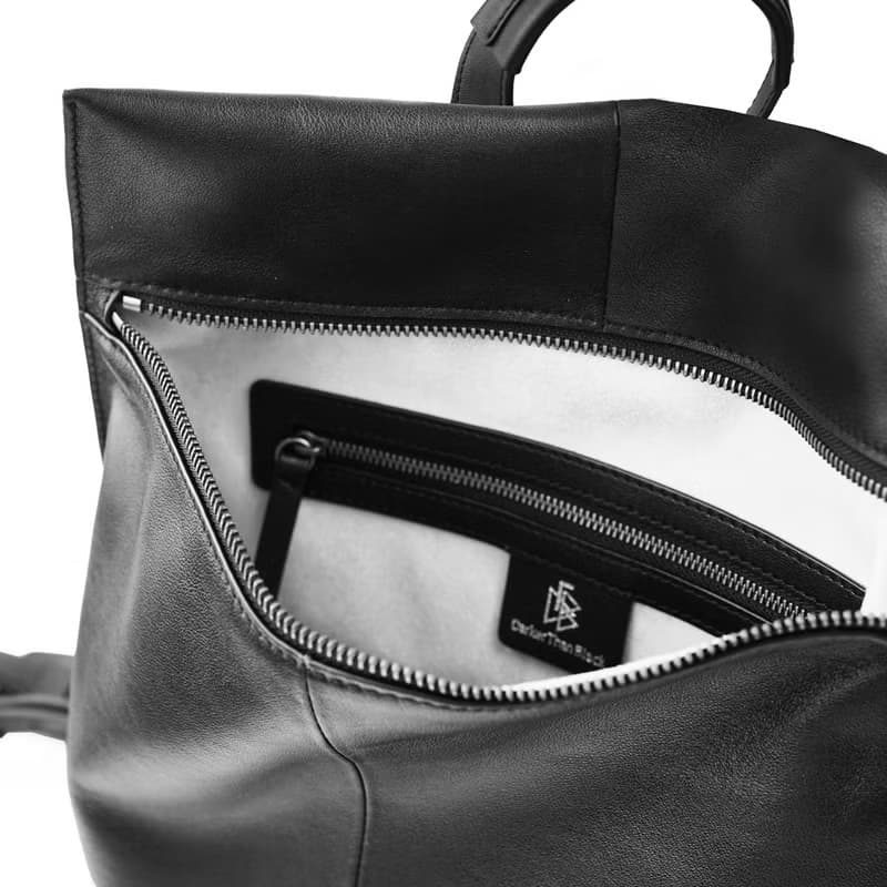 Flat Rectangular Backpack 扁平後背包/真皮包/後背包/牛皮包