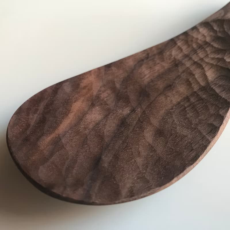 ブラックウォルナット の立つしゃもじ