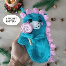 Crochet pattern Christmas stocking dragon, Christmas amigurumi stocking