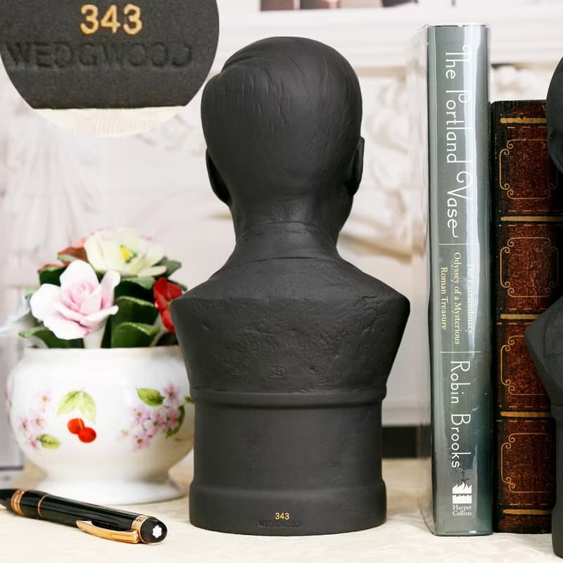 限量英國製Wedgwood玄武岩領袖甘迺迪1973陶瓷雕像書房會議廳裝飾
