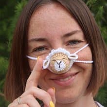 Sheep gifts nose warmer. Fun interesting gifts.