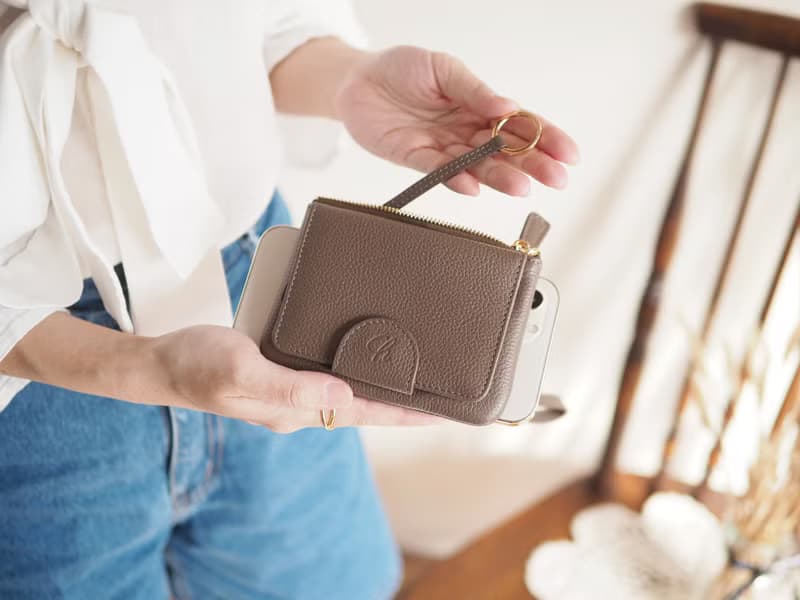 Mary (Cedar) : Mini wallet, short wallet, cow leather, Brown-grey, Zip pouch
