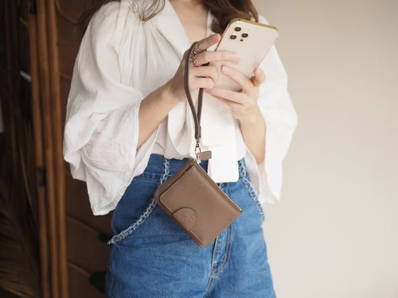 Mary (Cedar) : Mini wallet, short wallet, cow leather, Brown-grey, Zip pouch