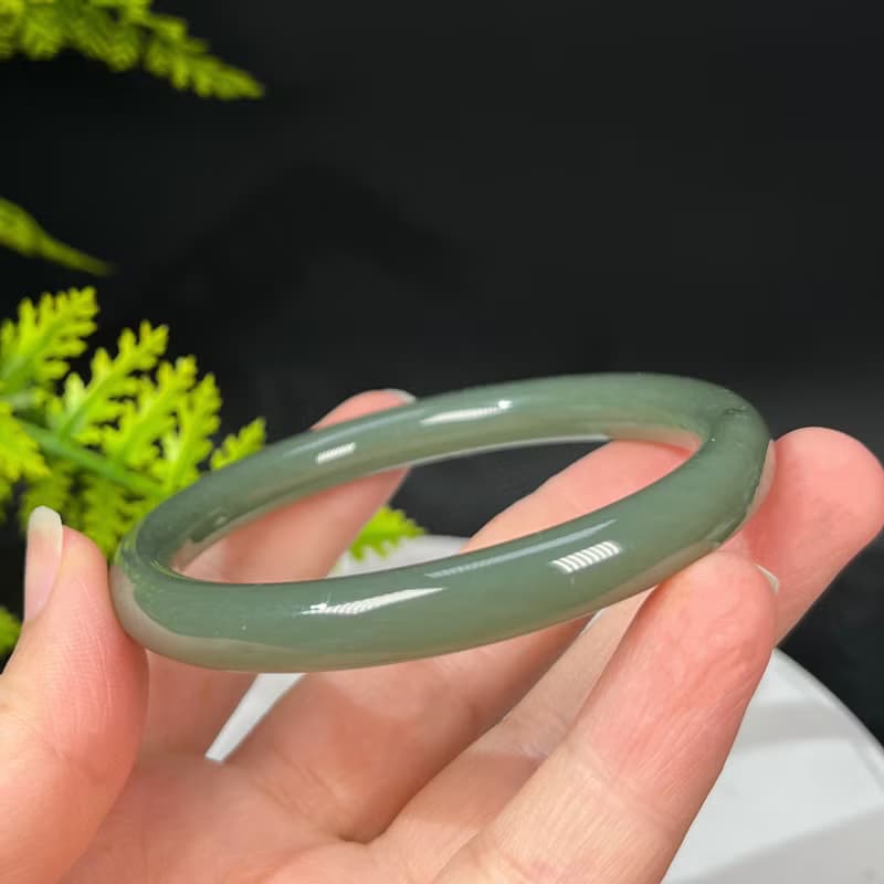 和田玉手鐲60MM 且末藍老料圓條玉手環 附證書 色澤濃郁 細膩油潤