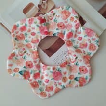【5日內出貨】轉轉花兜 水彩花兒 360度花瓣圍兜  嬰兒圍兜