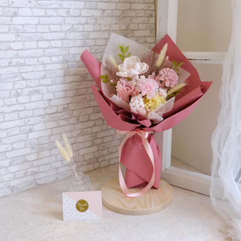 永生花束/母親節花束/乾燥花/不凋花/康乃馨/莓粉色/暖色系/母親