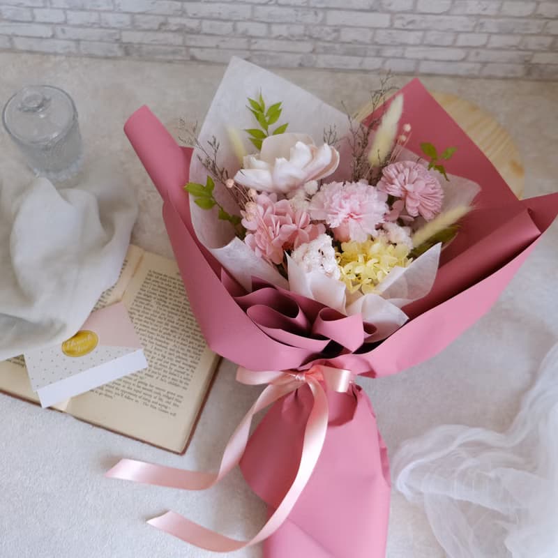 永生花束/母親節花束/乾燥花/不凋花/康乃馨/莓粉色/暖色系/母親