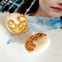 vintage jewelry  金色立體雲海花卉 夾式耳環
