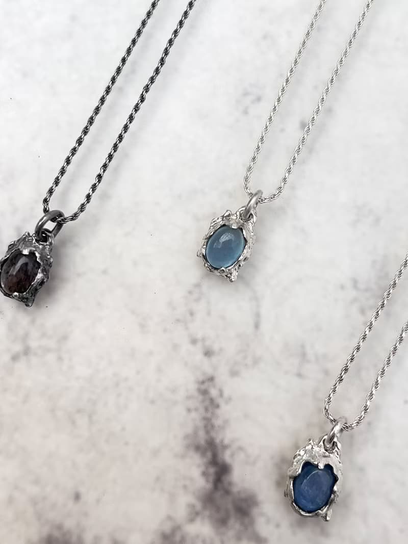 瀰・迷離流體項鍊 | 藍晶石 海藍寶 黑骨幹