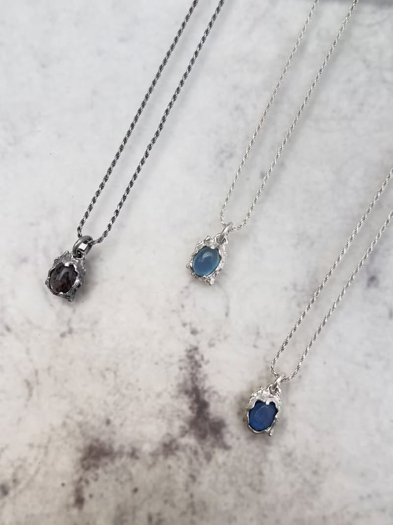 瀰・迷離流體項鍊 | 藍晶石 海藍寶 黑骨幹