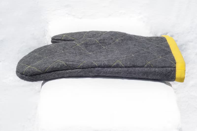 厚棉羊毛氈隔熱手套/廚房用品/羊毛氈保溫手套/阻熱手套-灰色黃色
