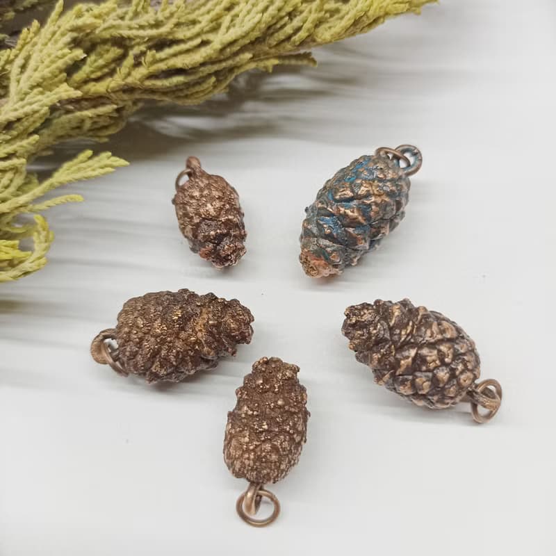 Pinecone pendant Forest gift  Electroforming nature jewelry Copper pendant 生日禮物
