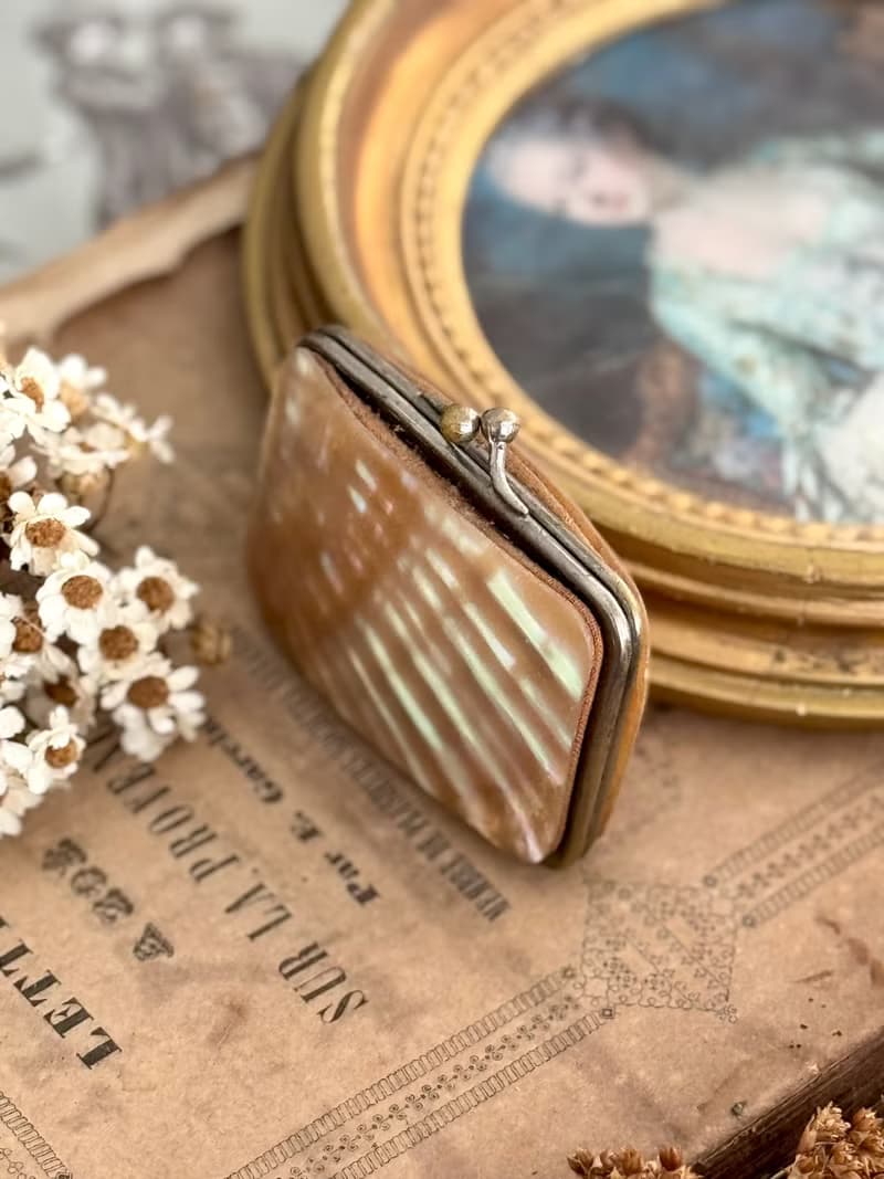 40843-絕美法國古董珍珠母貝硬幣夾錢包夾