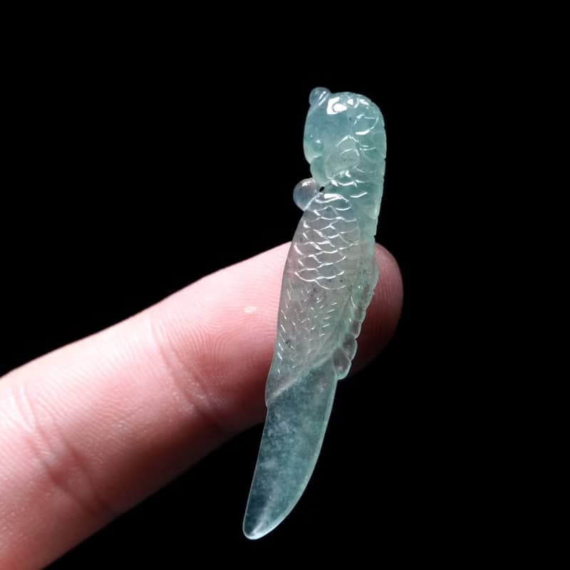 【英明神武】冰晴水翡翠巧雕鸚鵡 | 天然緬甸玉A貨翡翠 |送禮