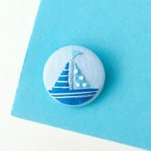 ヨットのミニ刺繍ブローチ　父の日