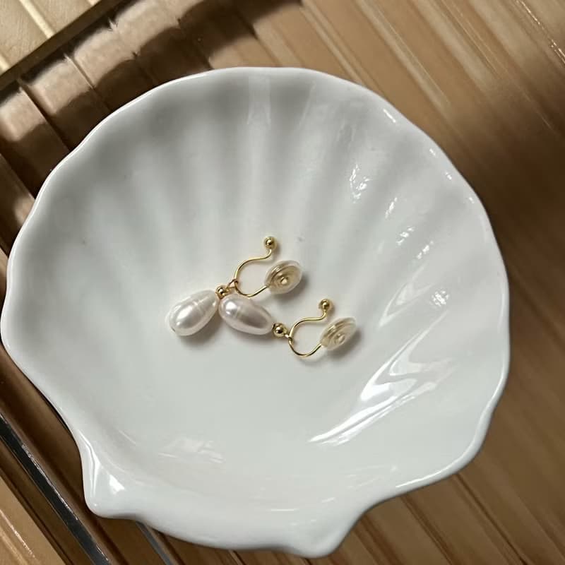 Hi Onion 無耳洞耳夾天然淡水珍珠蚊香盤耳飾小眾優雅清倉性價比