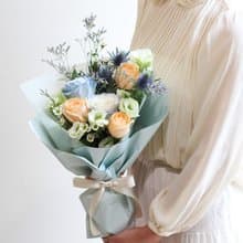 寧靜藍溫柔花束