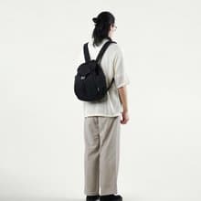 【FW25全新Wander系列】RORY 日常隨身背包 中號 (翠黑色)