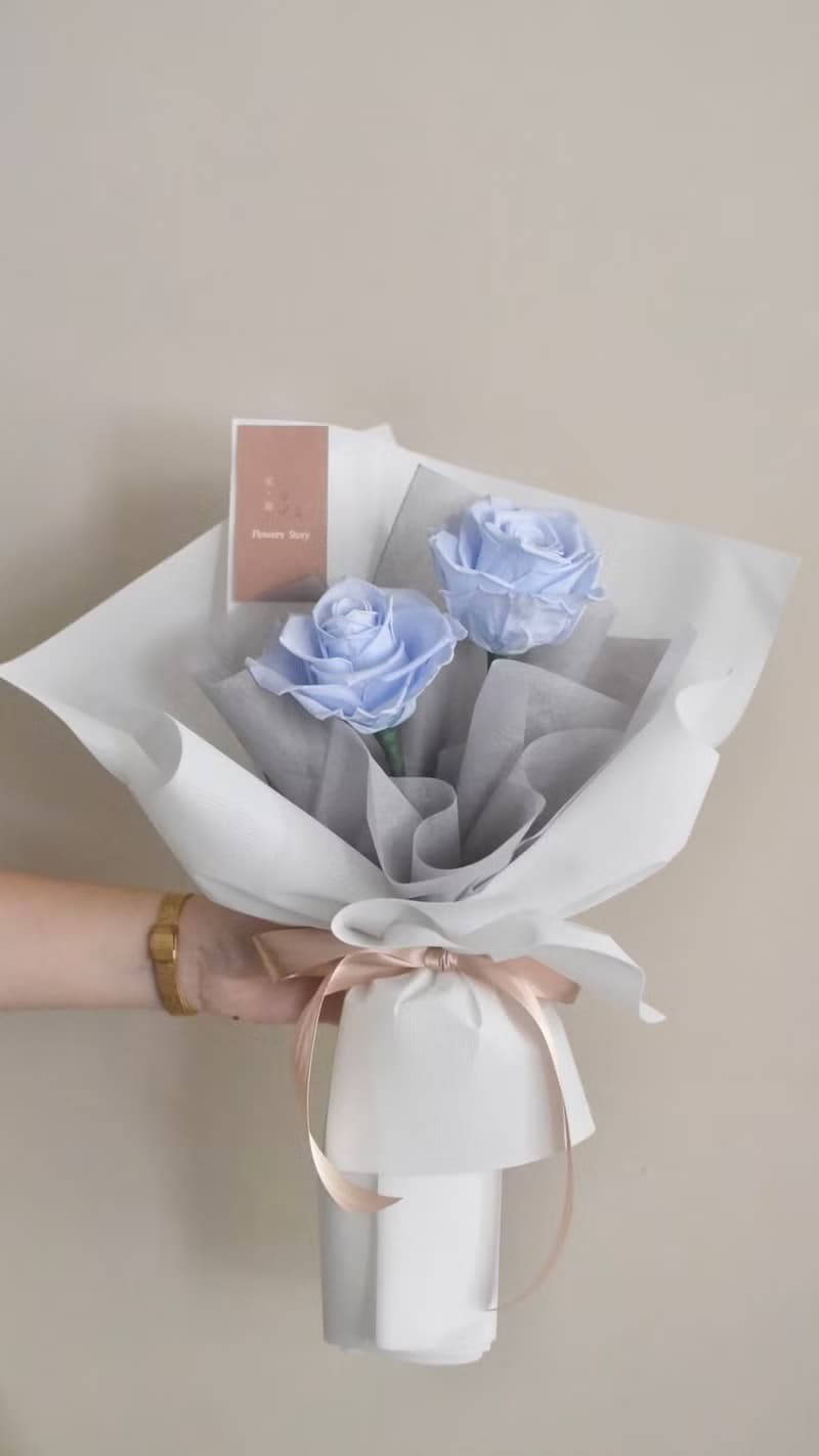 /雙朵厄瓜多玫瑰花束/生日花束 畢業 儀式感 永生花 七夕 情人節