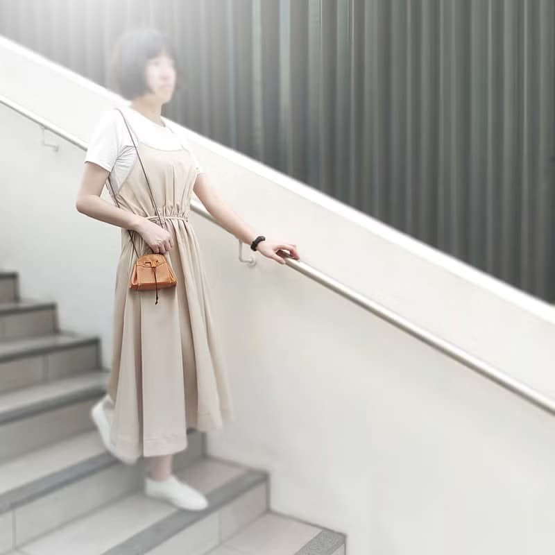 MICO 牛皮革真皮束口小手袋/餃子包/單肩包/收納包