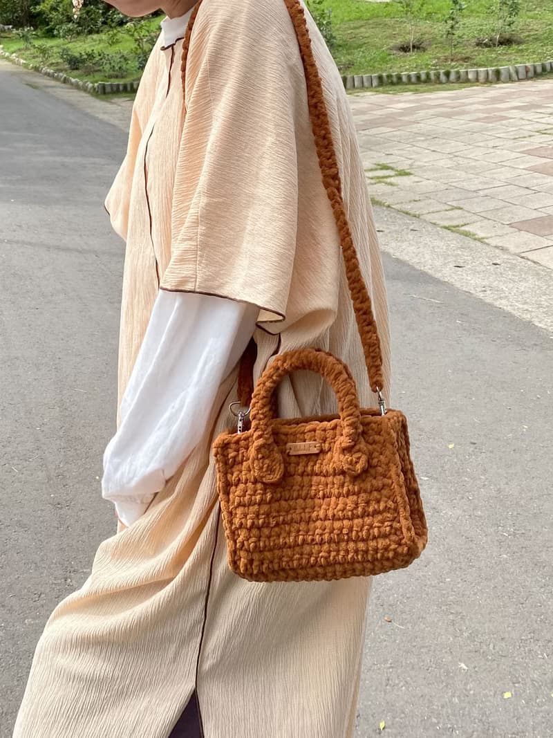 棉花糖手提斜背小方包 附可拆式背帶-巧克力色 bahnhof手作