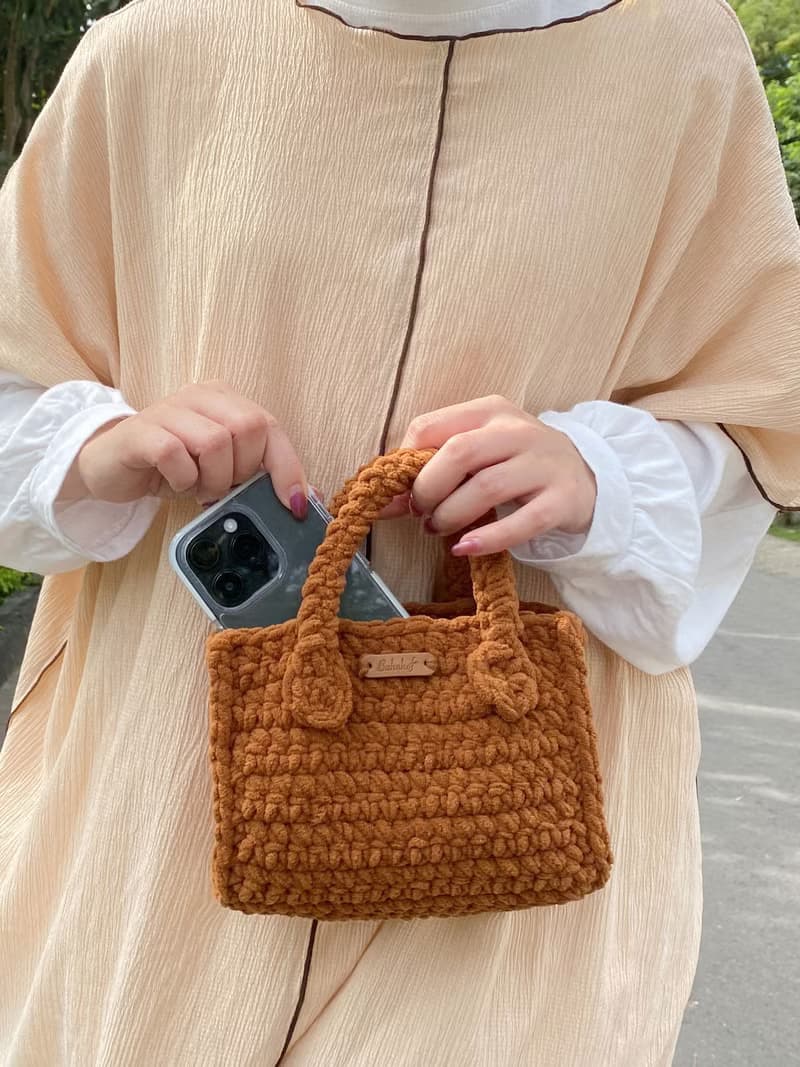 棉花糖手提斜背小方包 附可拆式背帶-巧克力色 bahnhof手作