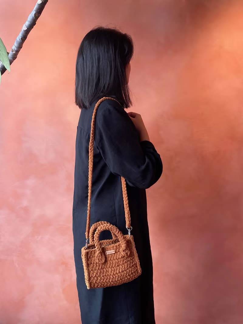 棉花糖手提斜背小方包 附可拆式背帶-巧克力色 bahnhof手作