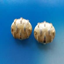 Vintage Jewelry 西洋古董飾品 TRIFARI 金色調 普普 夾式耳環
