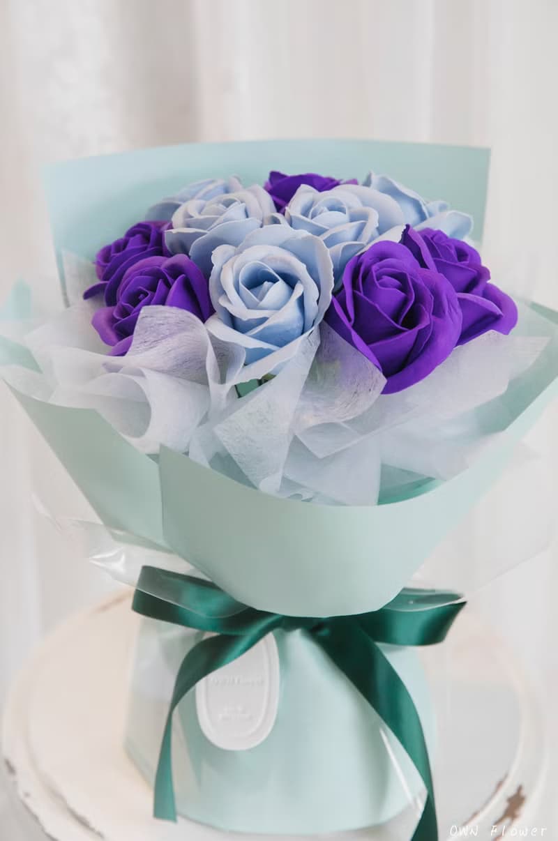 撞色玫瑰花束/香皂花花束/生日花束/情人節花束/告白花束/永生花